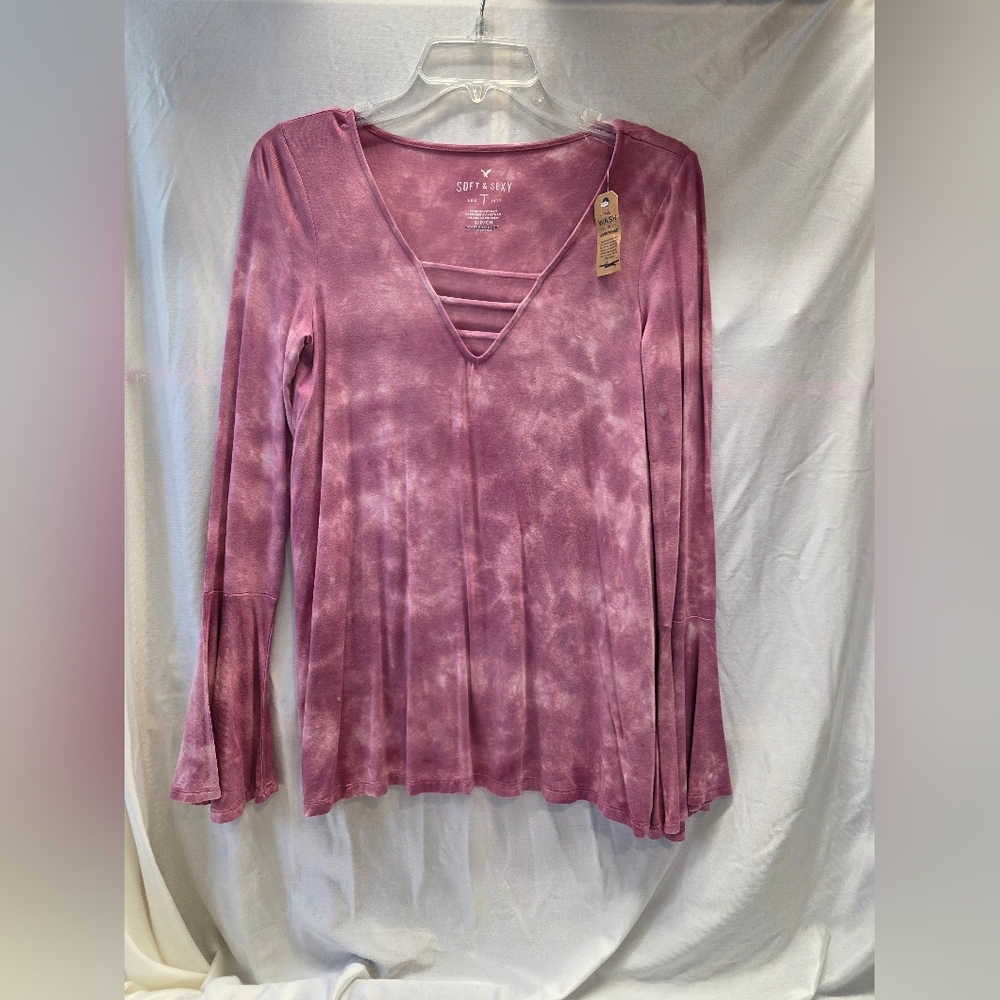 American Eagle Soft & Sexy top